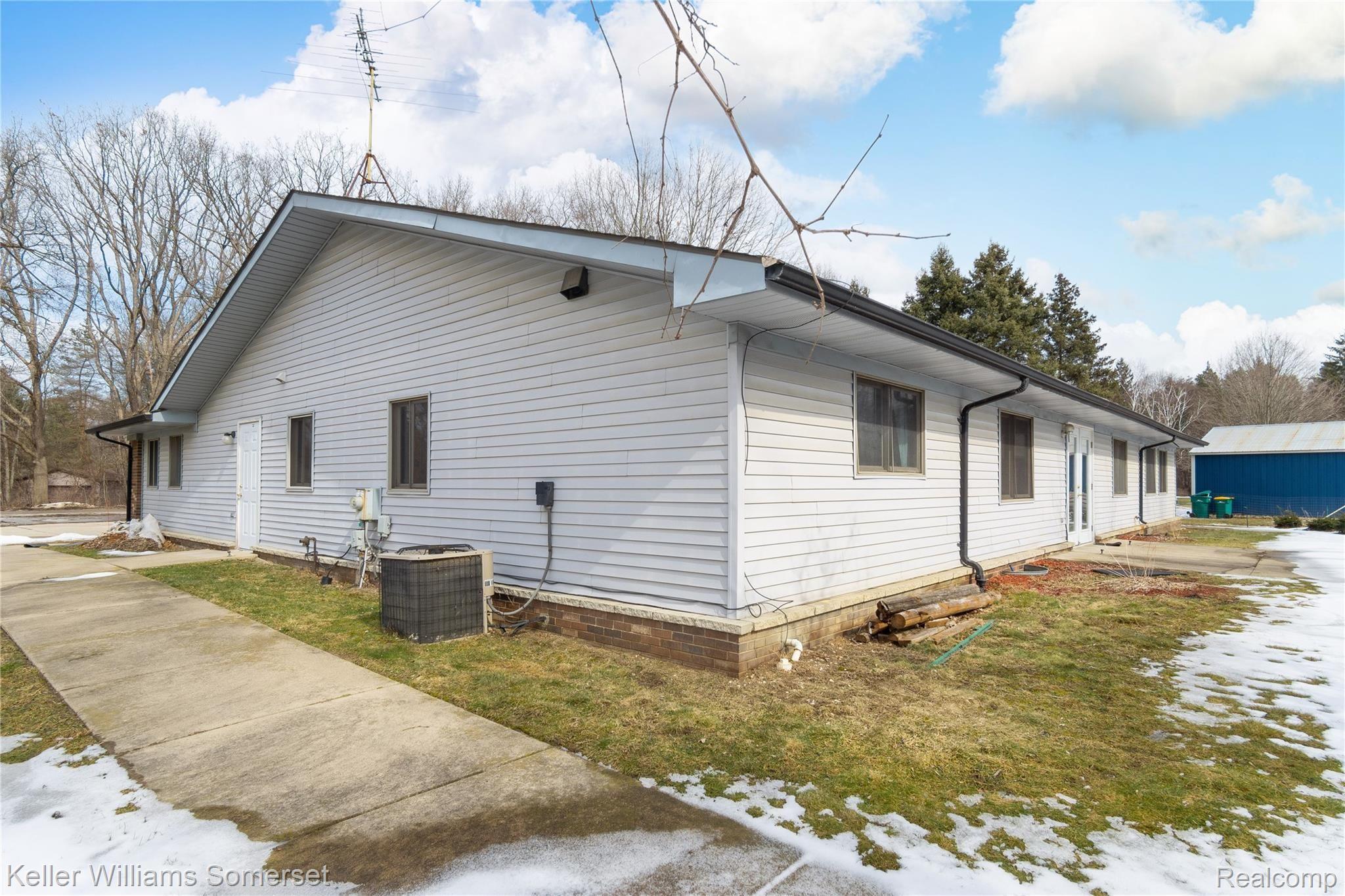 450 Brewer Road Leonard, MI 48367 - Photo 42 of 47 46.jpg