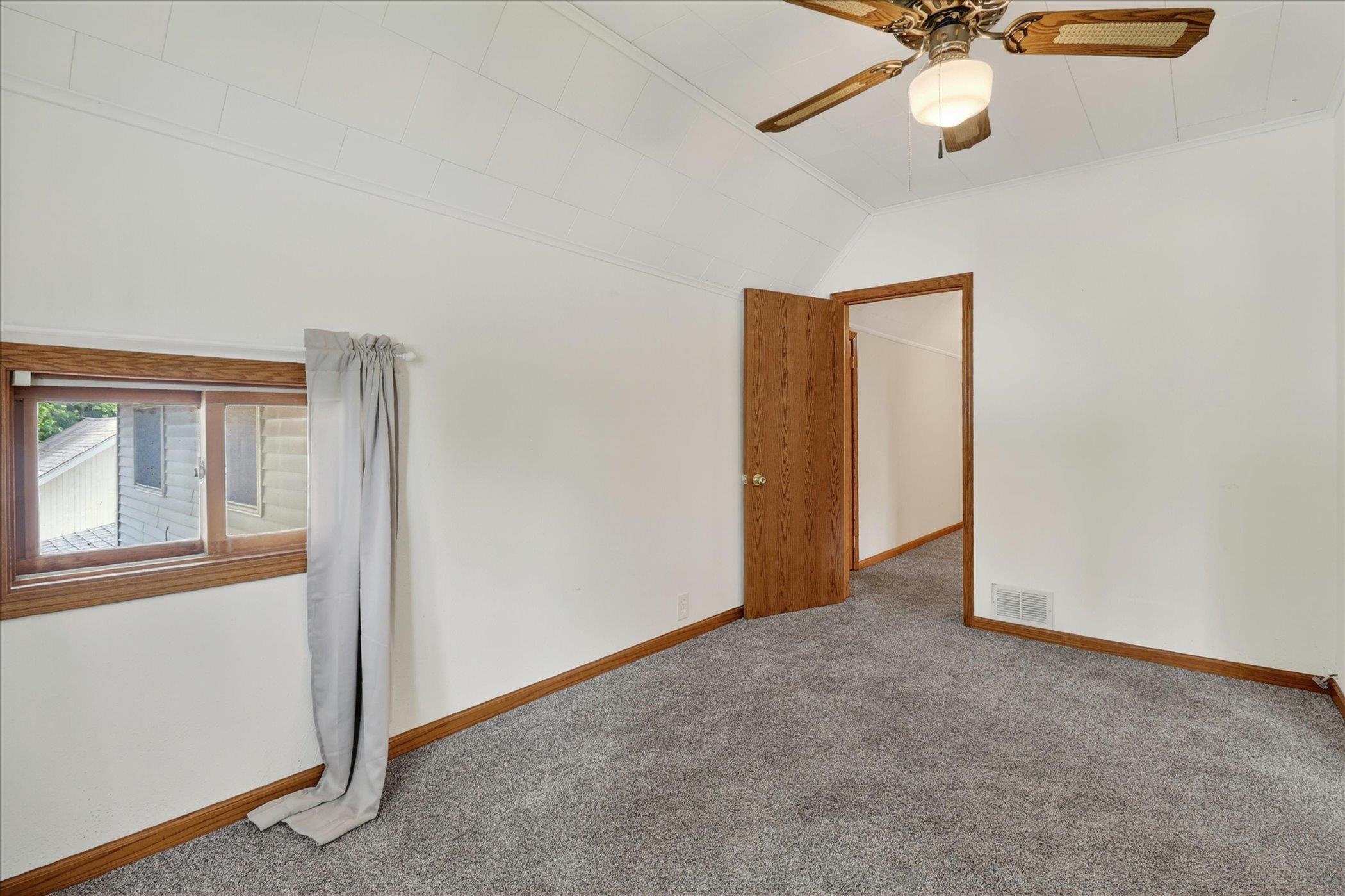 305 South John Paul Road Milton, WI 53563 - Photo 20 of 57