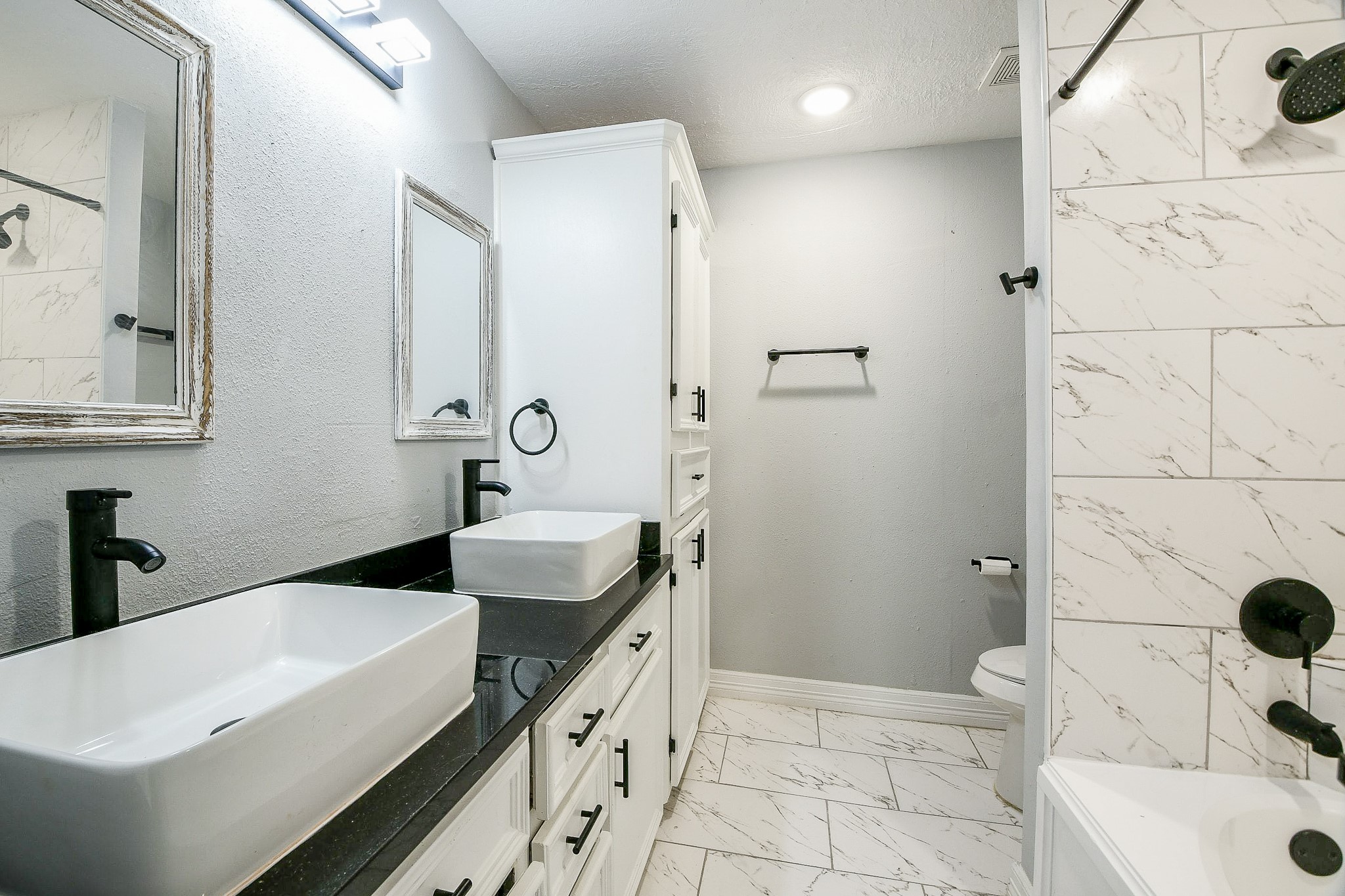 2119 Carter Street Houston, TX 77008 - Photo 14 of 24