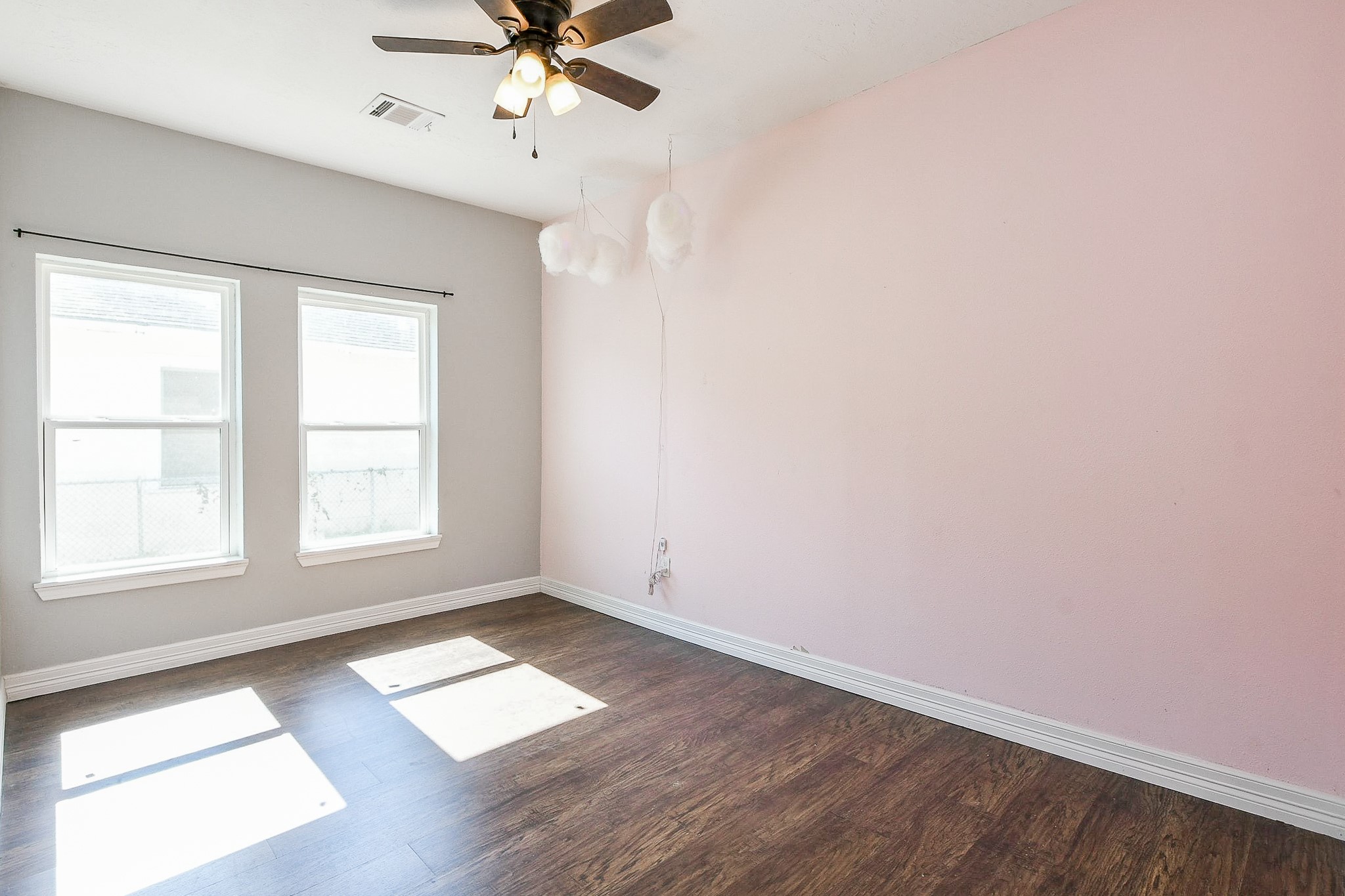 2119 Carter Street Houston, TX 77008 - Photo 17 of 24