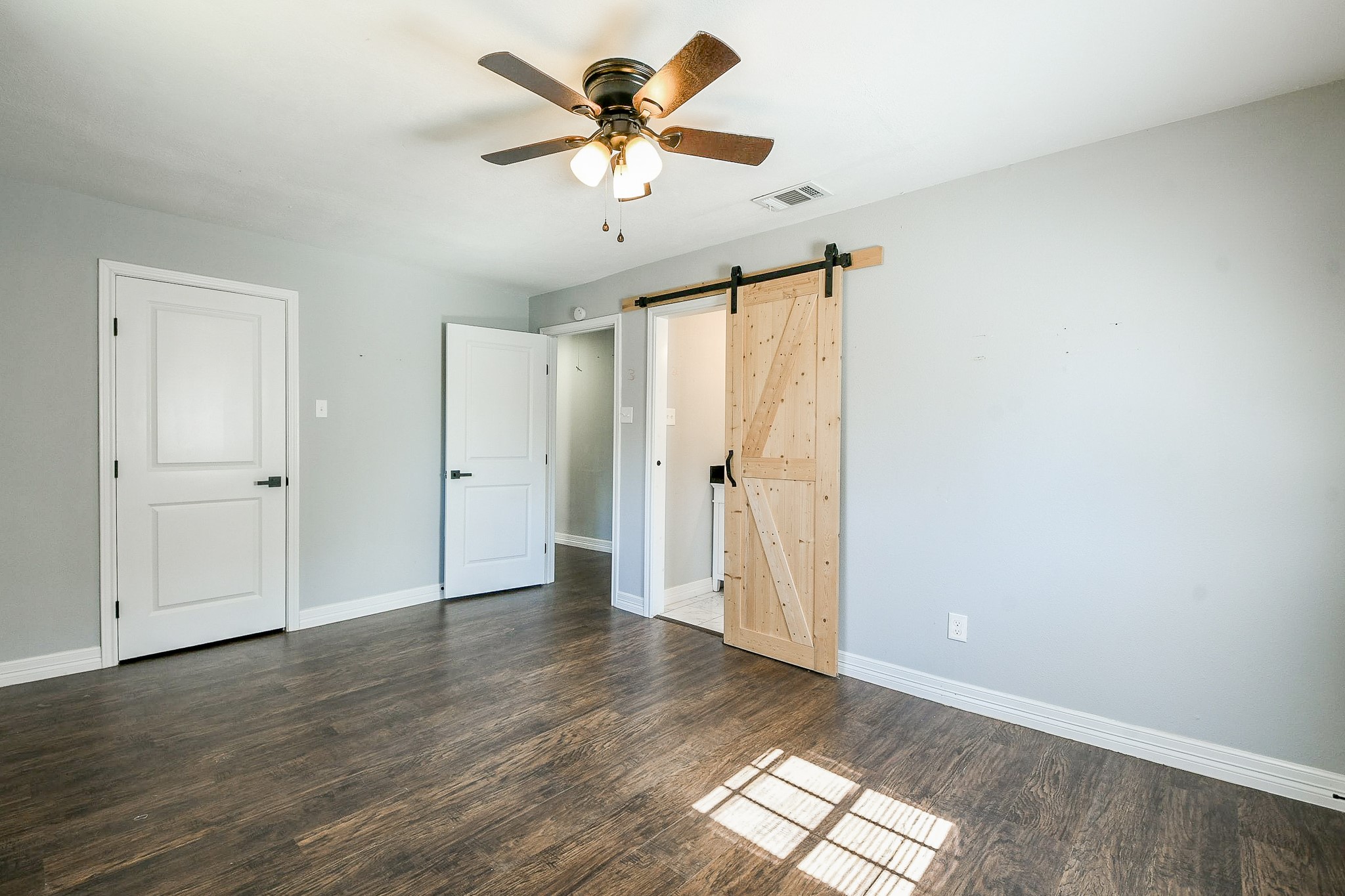 2119 Carter Street Houston, TX 77008 - Photo 19 of 24