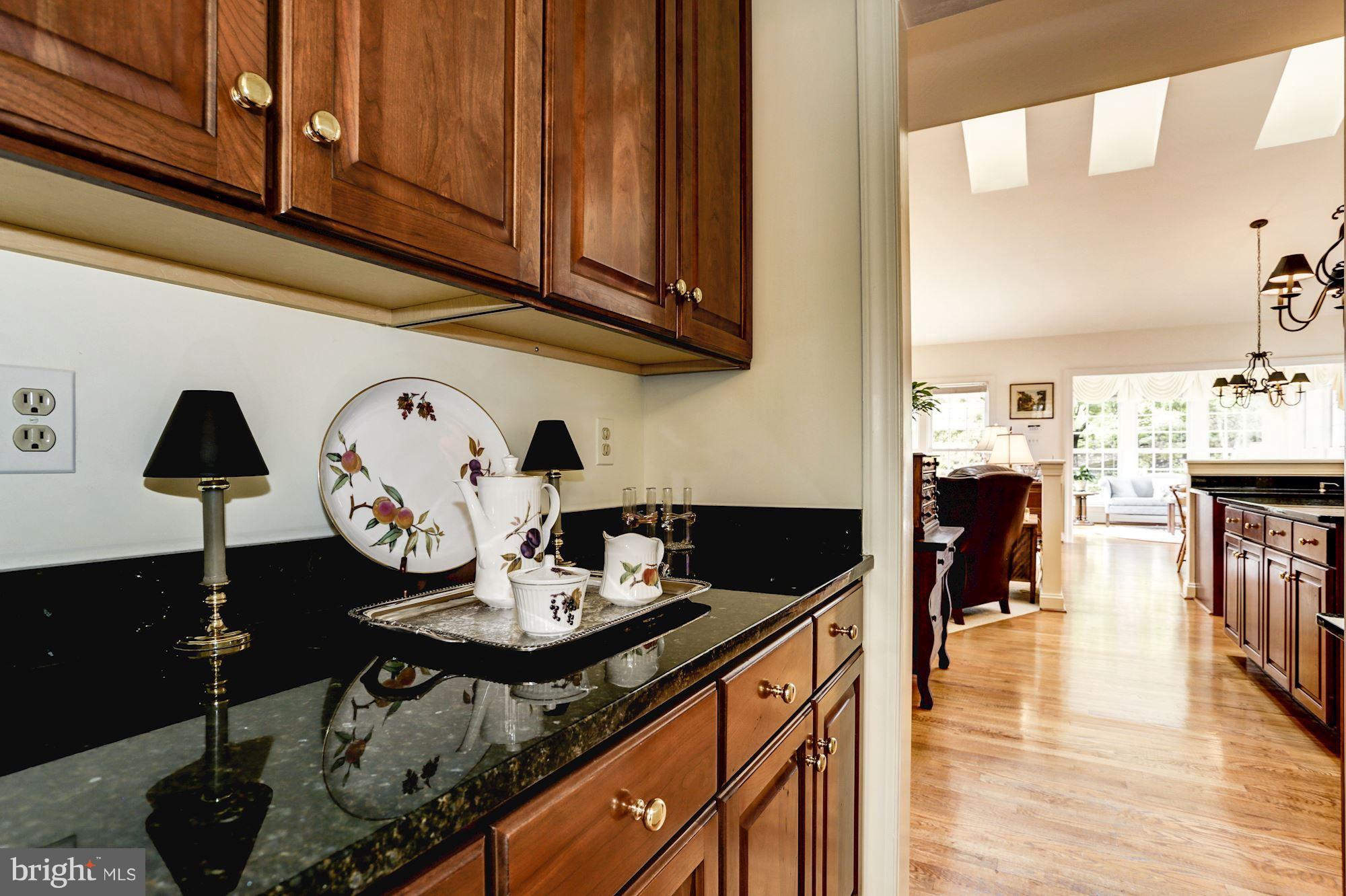 112 Little Quarry Road Gaithersburg, MD 20878 - Photo 13 of 30 Kitchen