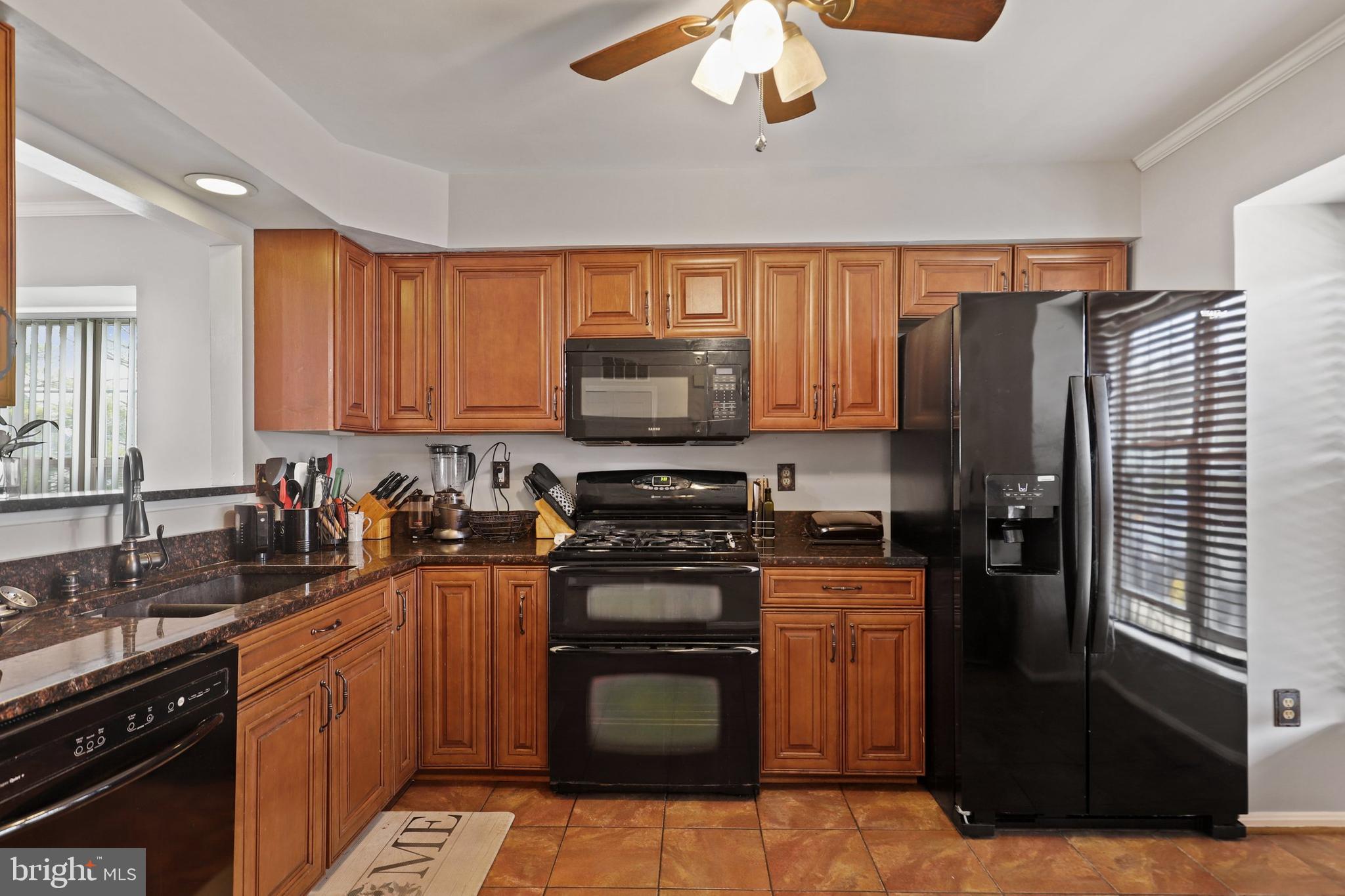 7112 Dew Drop Way Clinton, MD 20735 - Photo 7 of 28 Gallery Image 7