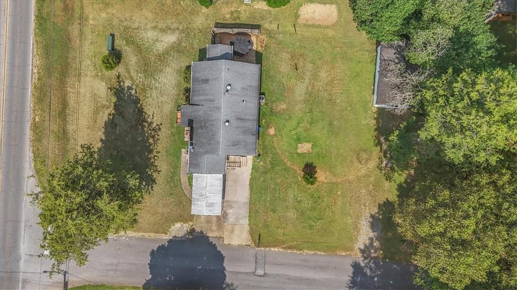 2523 Maple Road Southeast Rome, GA 30161 - Photo 29 of 30 view of a bathroom with shower
