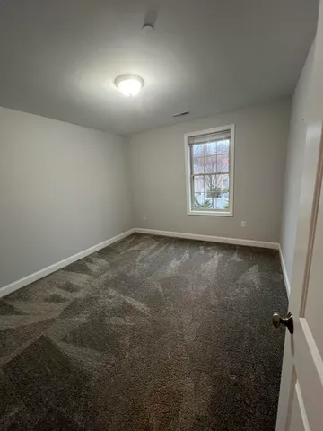 $1,900 | 50 Sheffield Drive, Unit 205, Dover, NH 03820