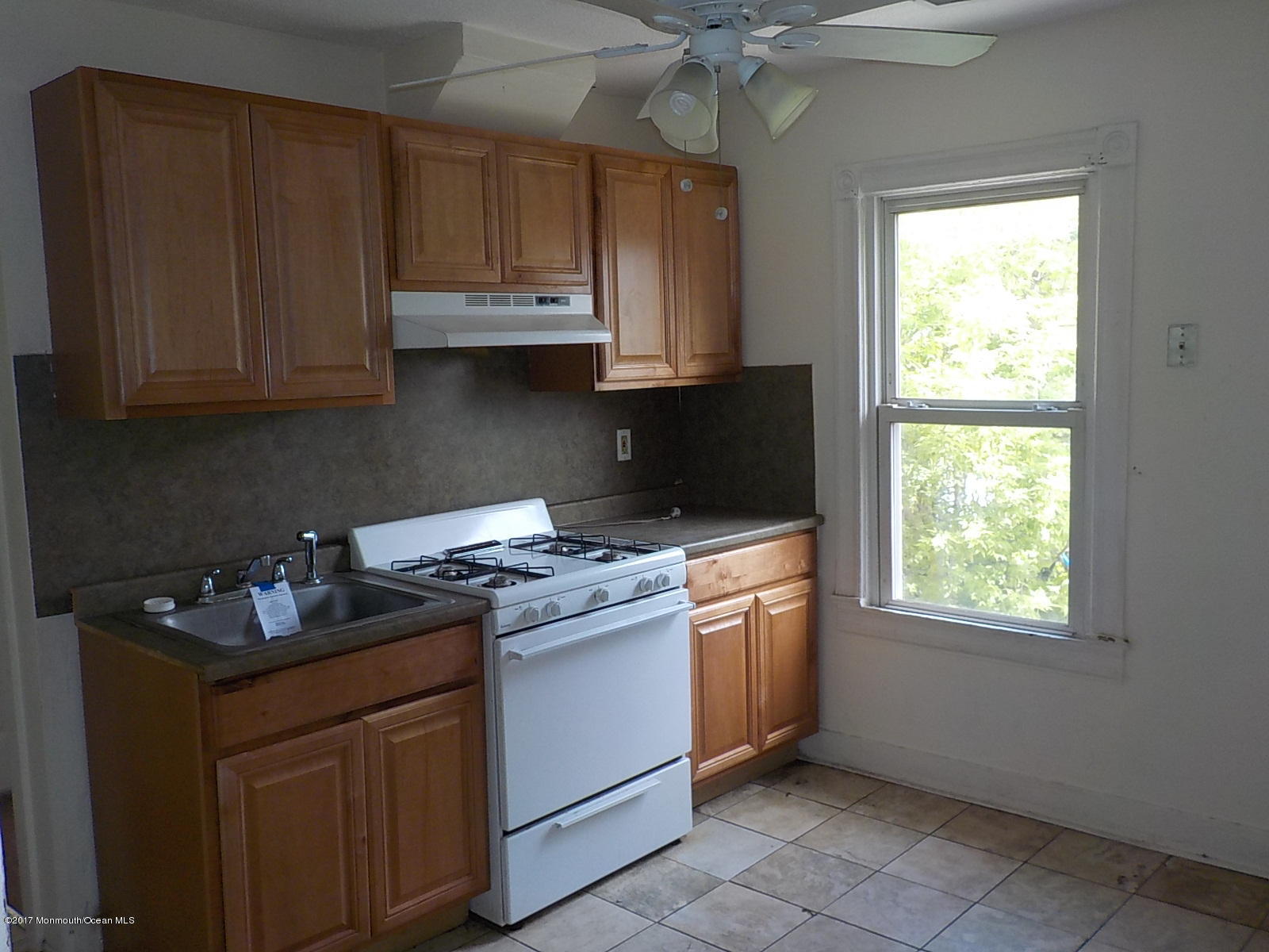 340 Myrtle Avenue, Unit 1 Neptune Township, NJ 07753 - Photo 16 of 37 DSCN9932