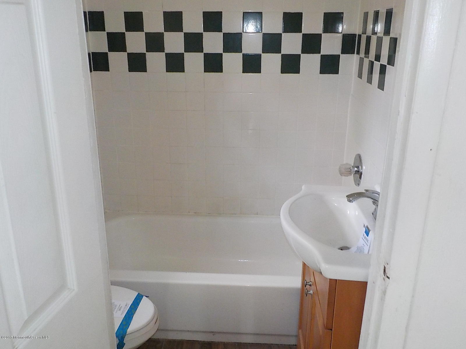 340 Myrtle Avenue, Unit 1 Neptune Township, NJ 07753 - Photo 27 of 37 DSCN9943