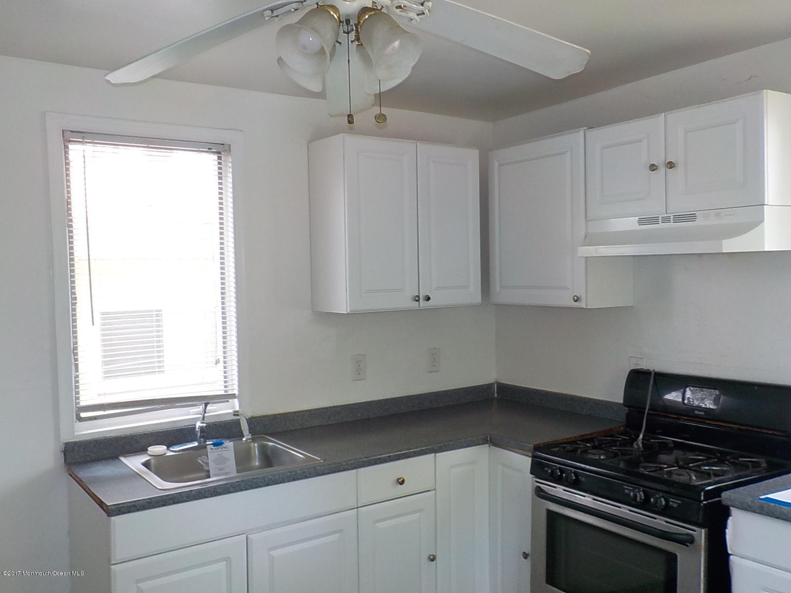 340 Myrtle Avenue, Unit 1 Neptune Township, NJ 07753 - Photo 31 of 37 DSCN9947