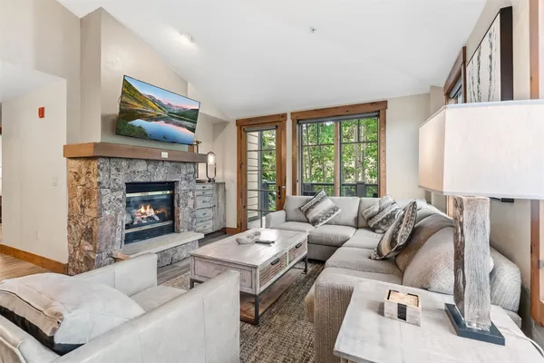 $1,459,500 | 35 Mountain Thunder Drive, Unit 5211, Breckenridge, CO 80424