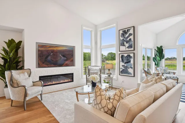 $1,000,380 | 4576 Tovero Trail, Medina, MN 55340