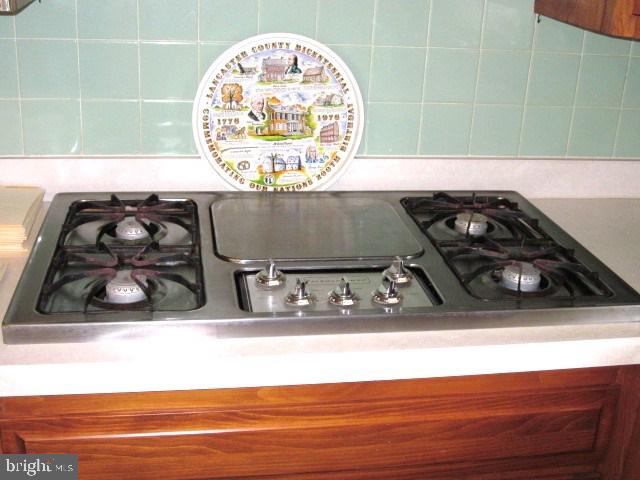 74 Delp Road Lancaster, PA 17601 - Photo 5 of 26 Gallery Image 5