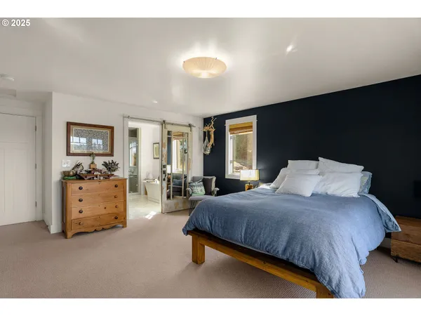 $1,499,800 | 20805 Northeast Big Fir Lane, Dundee, OR 97115