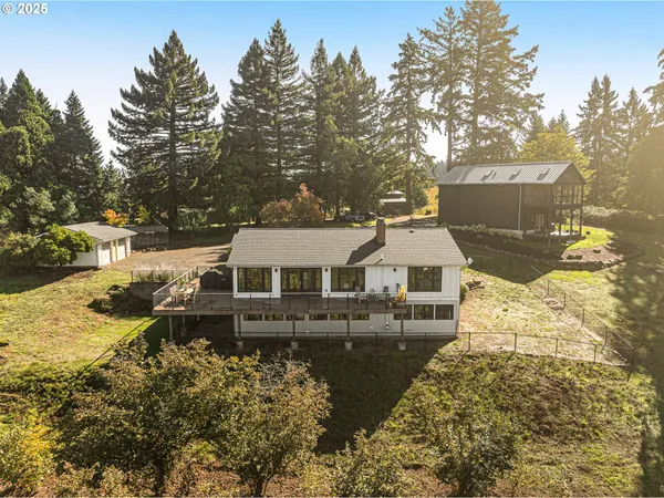 $1,499,800 | 20805 Northeast Big Fir Lane, Dundee, OR 97115