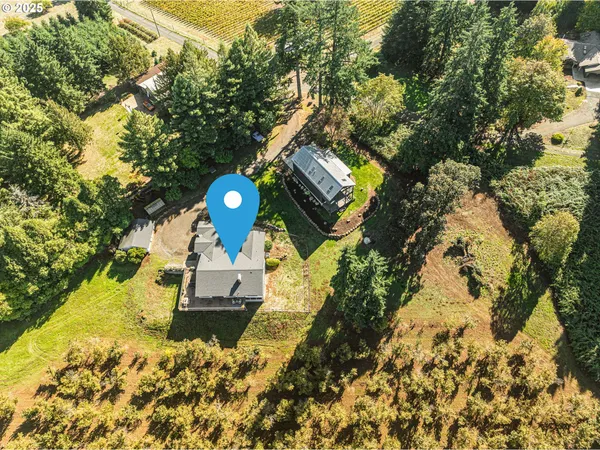 $1,499,800 | 20805 Northeast Big Fir Lane, Dundee, OR 97115