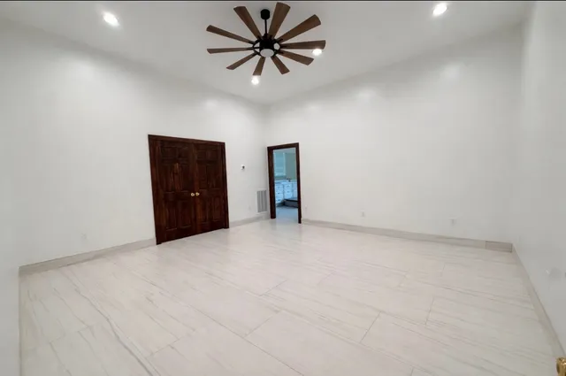 $590,000 | 25910 Maplewood Drive, Spring, TX 77386