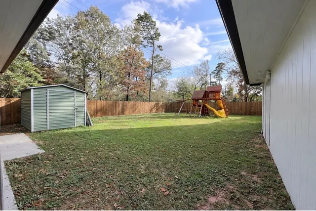 $590,000 | 25910 Maplewood Drive, Spring, TX 77386