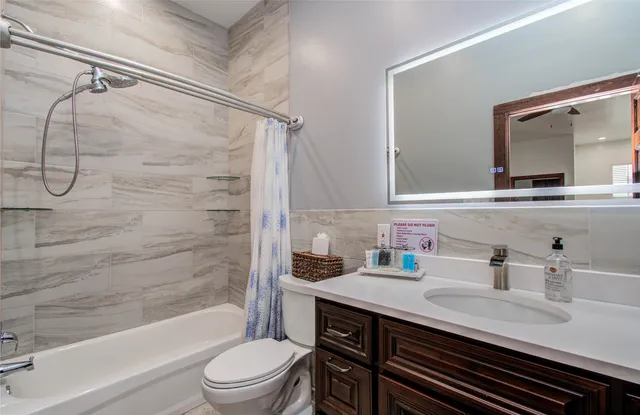 $590,000 | 25910 Maplewood Drive, Spring, TX 77386