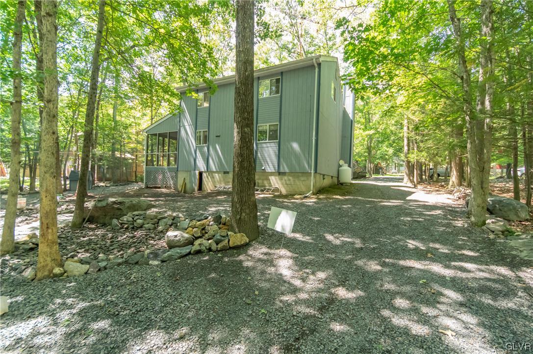 156 Rim Road East Stroudsburg, PA 18302 - Photo 32 of 37 Gallery Image 32