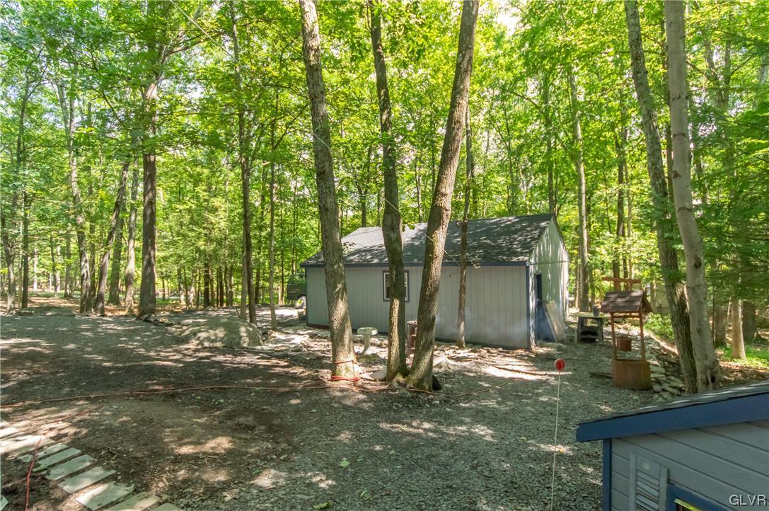 156 Rim Road East Stroudsburg, PA 18302 - Photo 33 of 37 Gallery Image 33