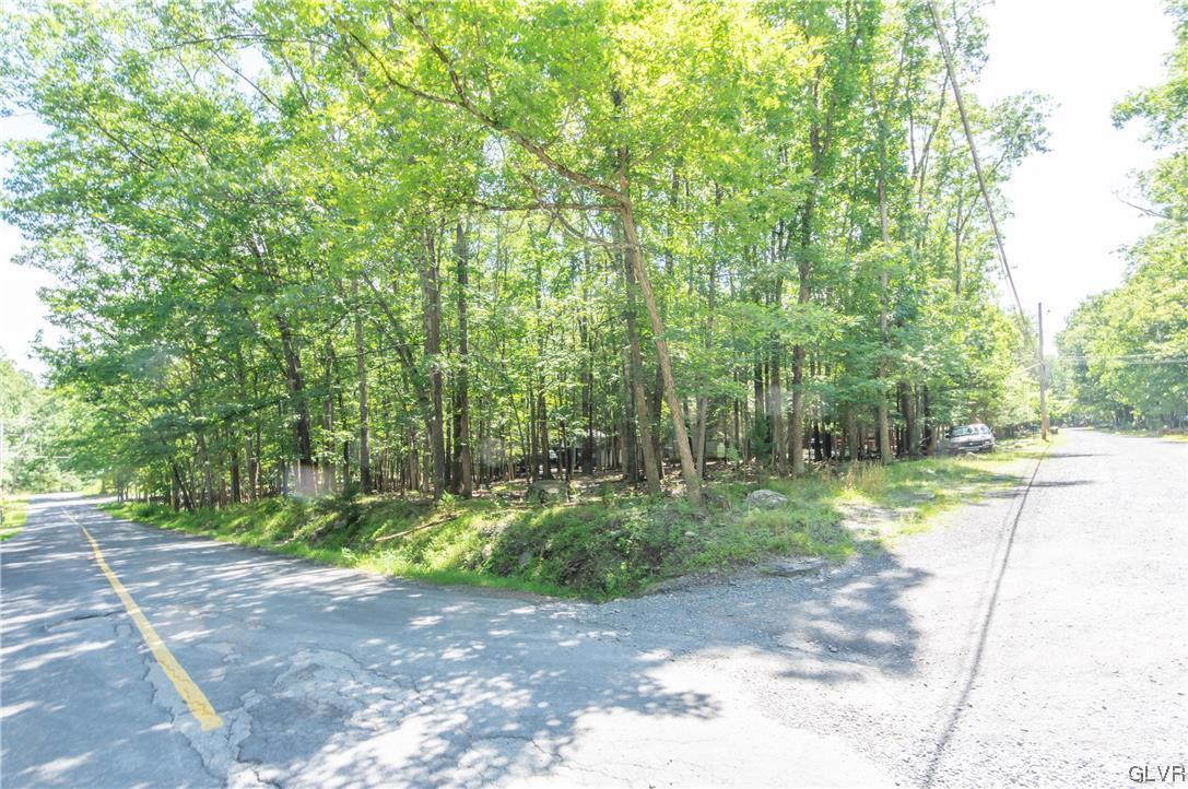 156 Rim Road East Stroudsburg, PA 18302 - Photo 37 of 37 Gallery Image 37