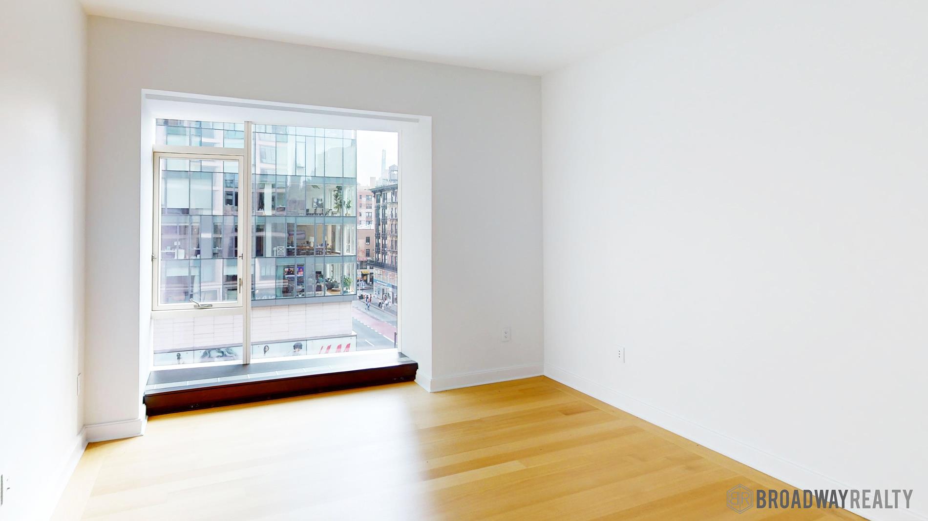 1289 Lexington Avenue, Unit 6B Manhattan, NY 10028 - Photo 12 of 24 a view of a room with window
