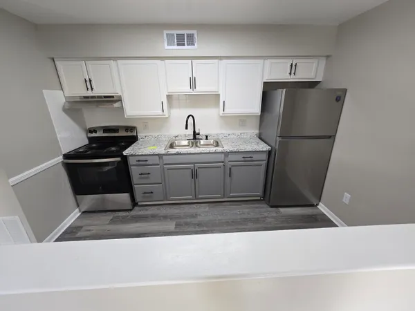 $815 | 2645 Westover Avenue Southwest, Unit 6, Roanoke, VA 24015