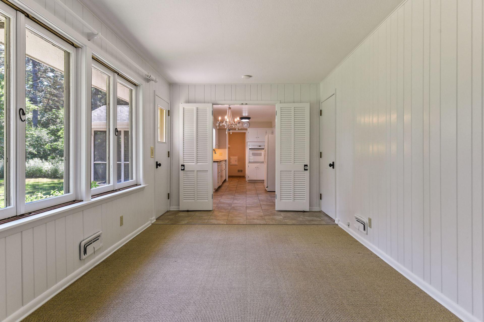 3719 Cardinal Road Minnetonka, MN 55345 - Photo 16 of 30