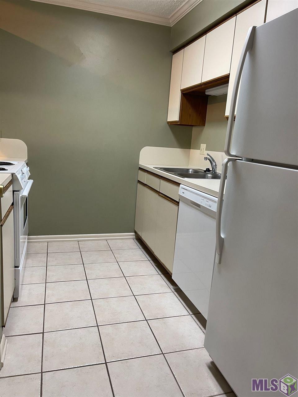 8508 Summa Avenue, Unit 5 Baton Rouge, LA 70809 - Photo 4 of 10