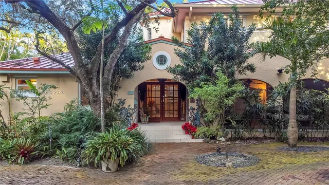 $3,200,000 | 2496 Abaco Avenue, Miami, FL 33133