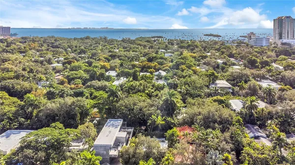 $3,050,000 | 2496 Abaco Avenue, Miami, FL 33133