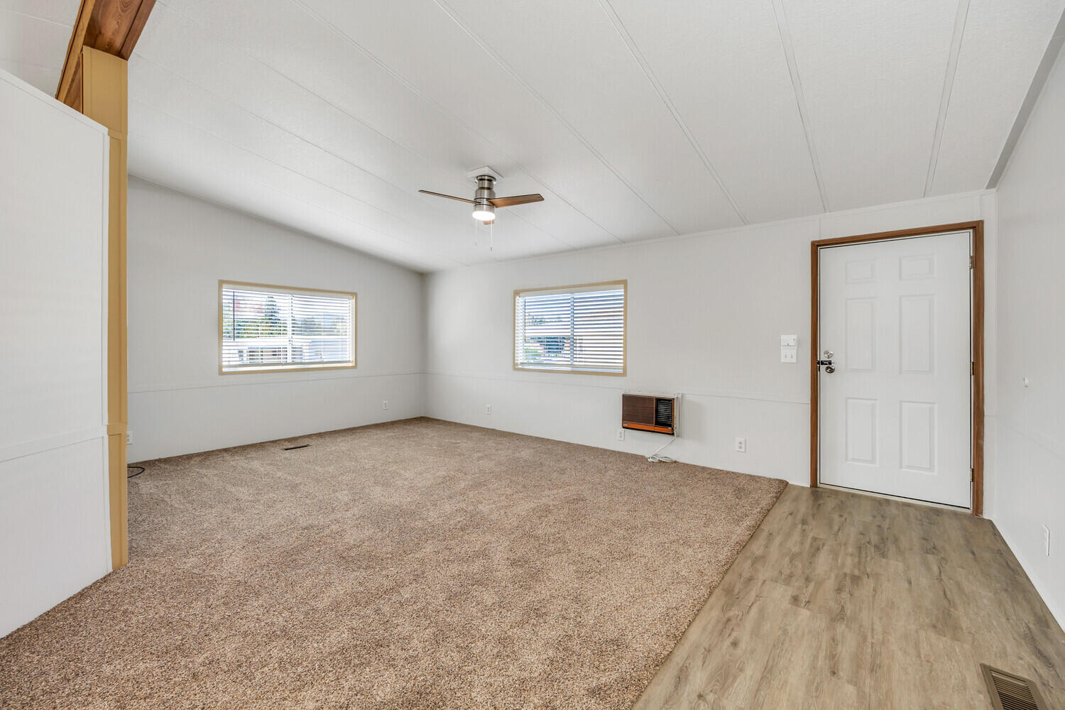 8401 Old Stage Road, Unit 12 Central Point, OR 97502 - Photo 8 of 29 28_ApxOS2_2_mls