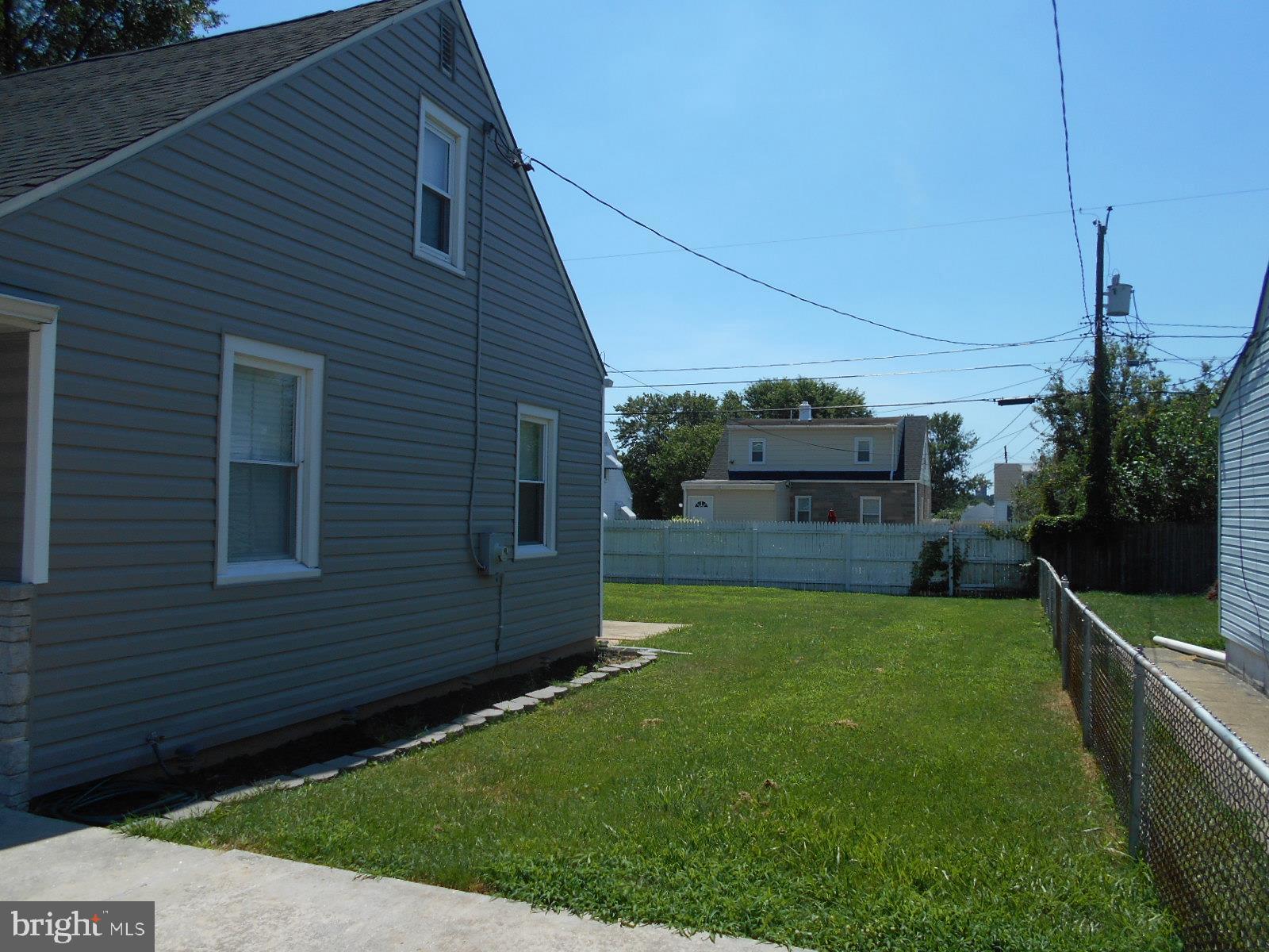 20 Crafton Road Baltimore, MD 21221 - Photo 4 of 31