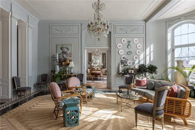 $100,000 | 115 Narragansett Avenue, Newport, RI 02840