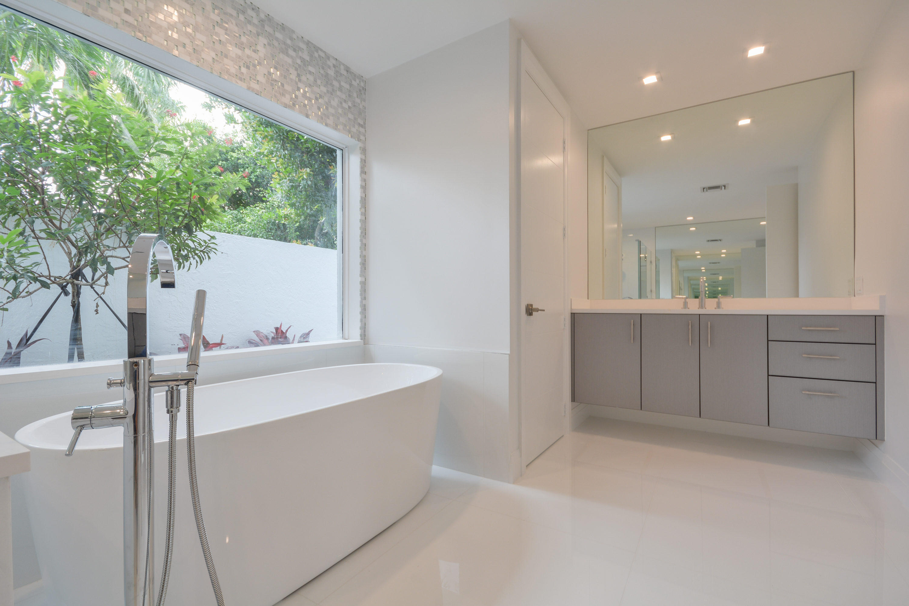 17663 Foxborough Lane Boca Raton, FL 33496 - Photo 14 of 60 master bath