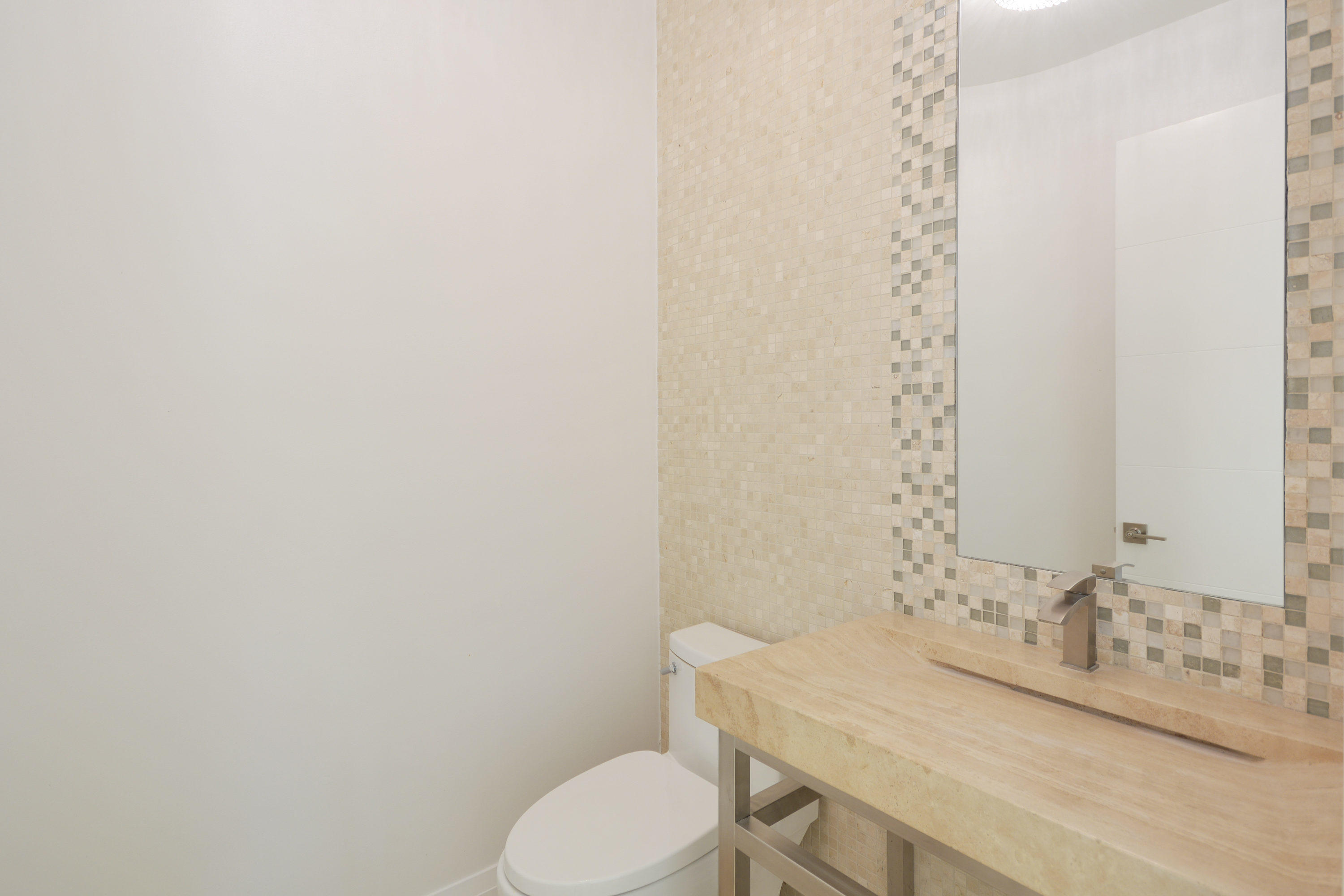 17663 Foxborough Lane Boca Raton, FL 33496 - Photo 17 of 60 powder room