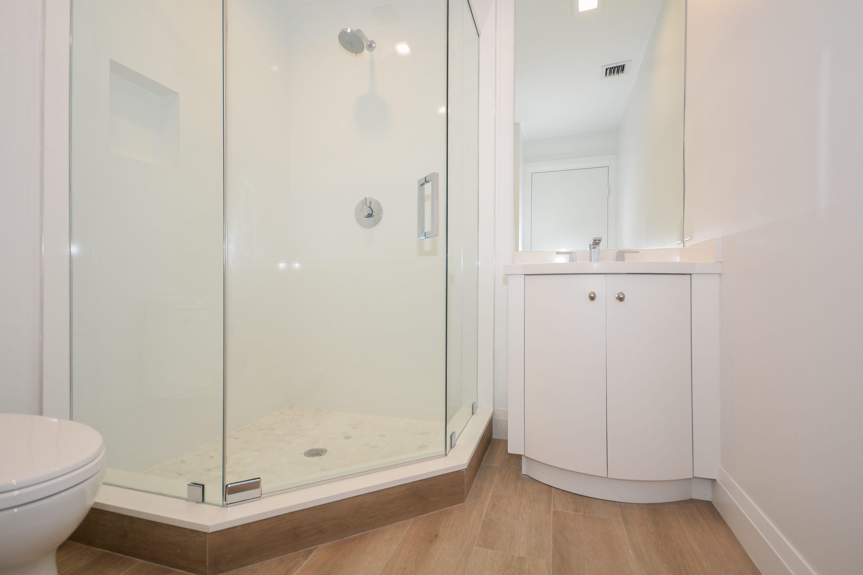 17663 Foxborough Lane Boca Raton, FL 33496 - Photo 21 of 60 en suite bathroom