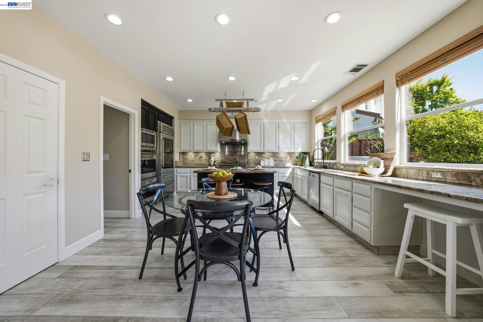 6031 Hedgecrest Circle San Ramon, CA 94582 - Photo 16 of 60