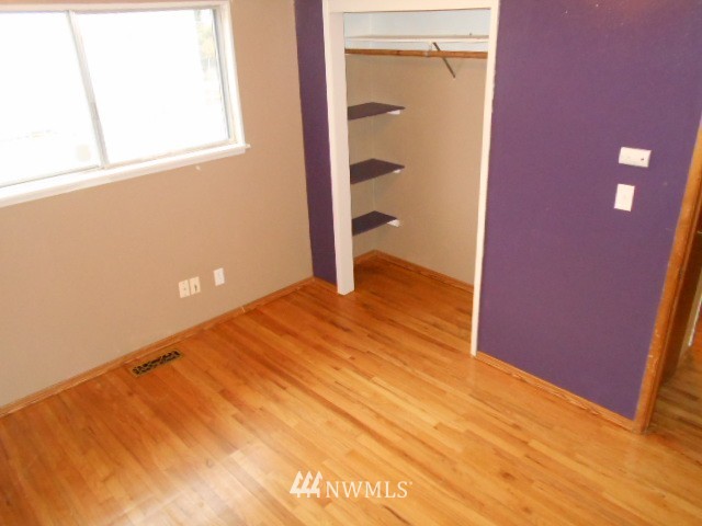 218 Southwest 304th Street Federal Way, WA 98023 - Photo 7 of 14 Gallery Image 7