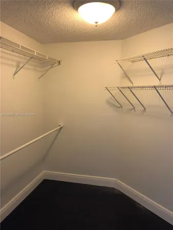 $4,000 | 6422 Collins Avenue, Unit 701, Miami Beach, FL 33141