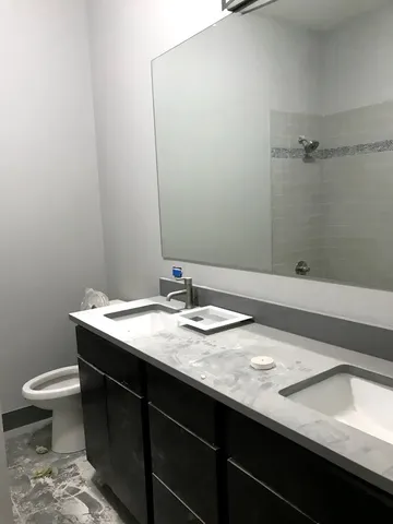 $3,695 | 1432 West 21st Street, Unit 306, Chicago, IL 60608