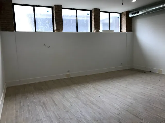 $3,695 | 1432 West 21st Street, Unit 306, Chicago, IL 60608