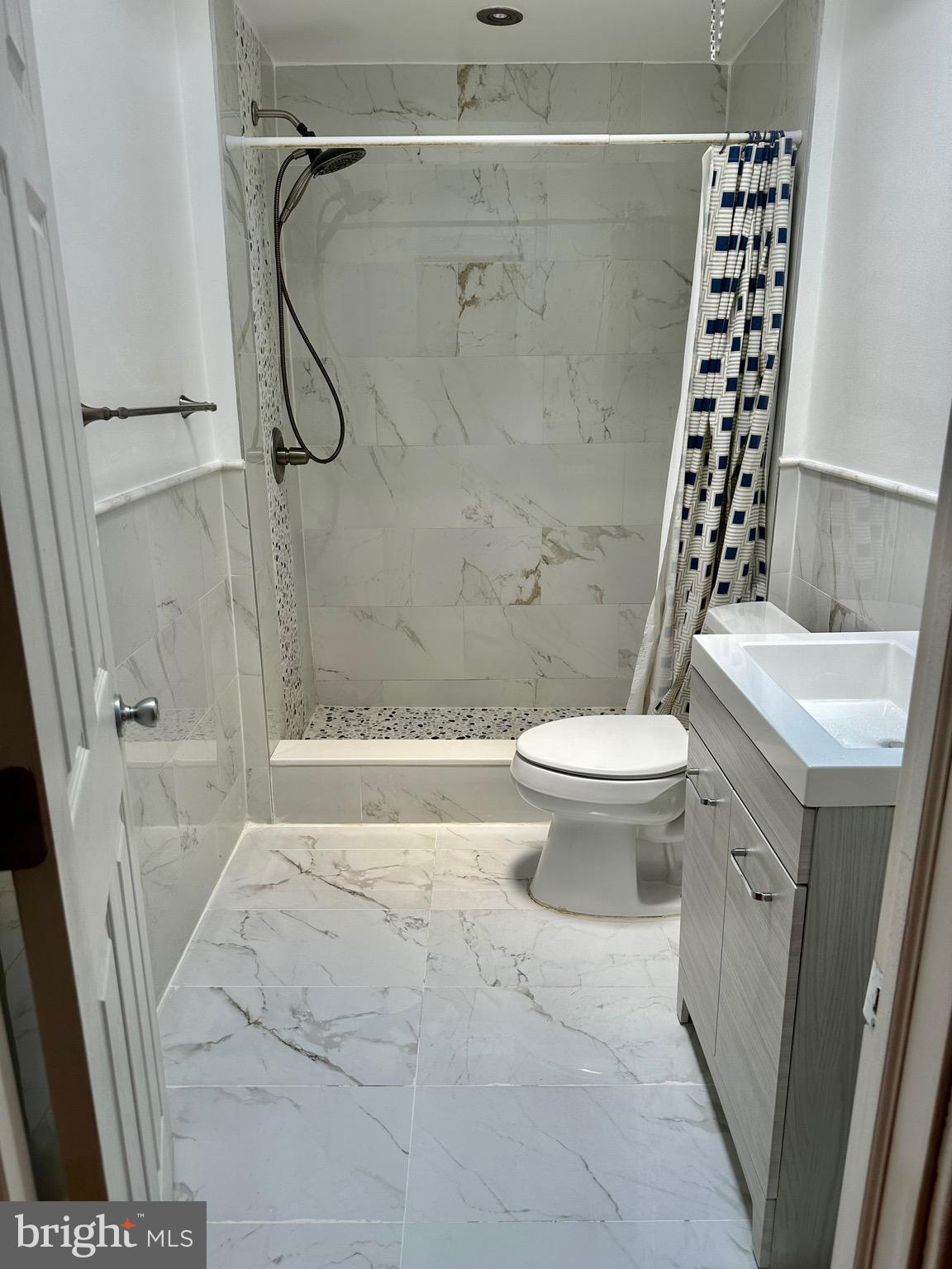 5263 Pennway Street Philadelphia, PA 19124 - Photo 12 of 18 Upstairs Bathroom