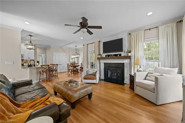 $567,500 | 3606 Birdsong Court, Summerfield, NC 27358