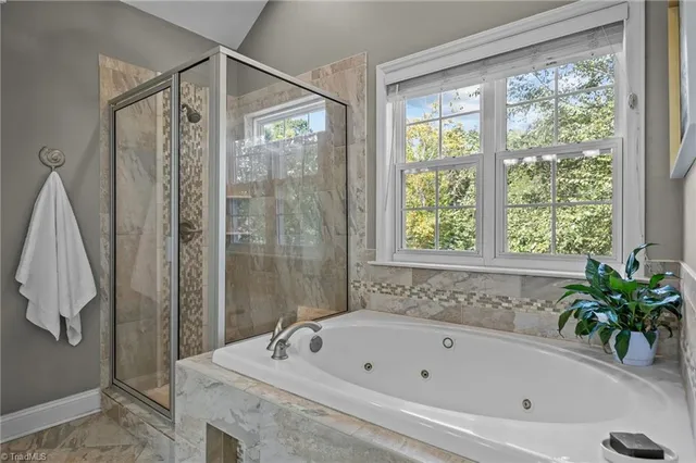 $567,500 | 3606 Birdsong Court, Summerfield, NC 27358