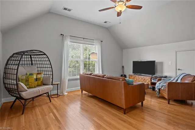 $567,500 | 3606 Birdsong Court, Summerfield, NC 27358