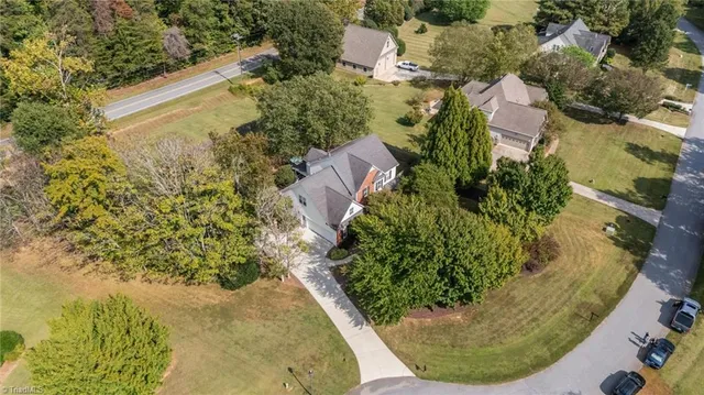 $567,500 | 3606 Birdsong Court, Summerfield, NC 27358