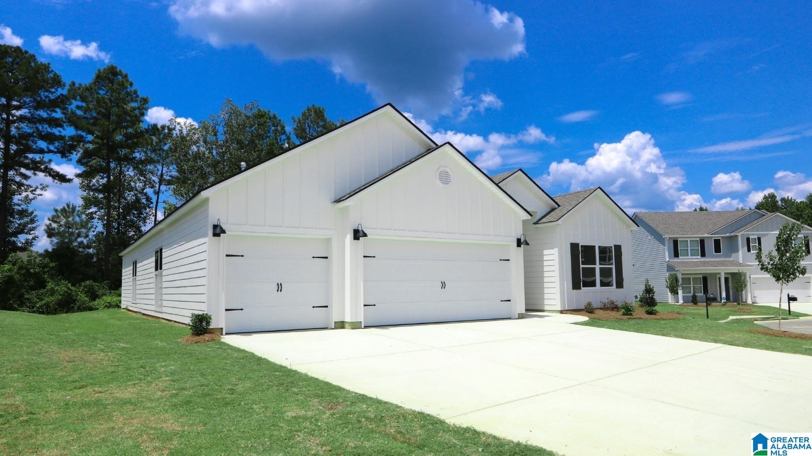 9672 Conductor Row Kimberly, AL 35091 - Photo 2 of 43