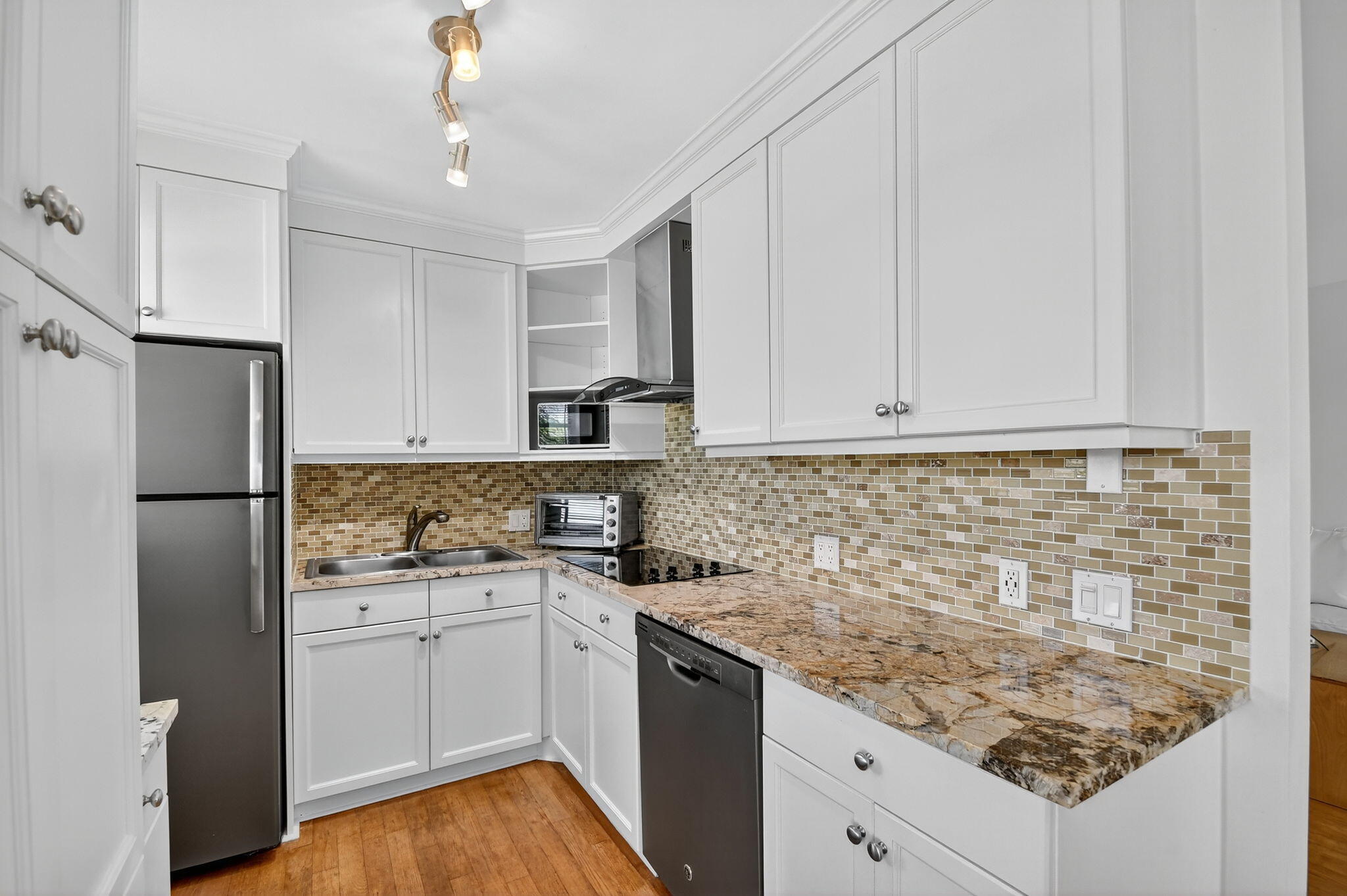 280 Preston F, Unit G Boca Raton, FL 33434 - Photo 1 of 45 13-web-or-mls-028_DSC_9729