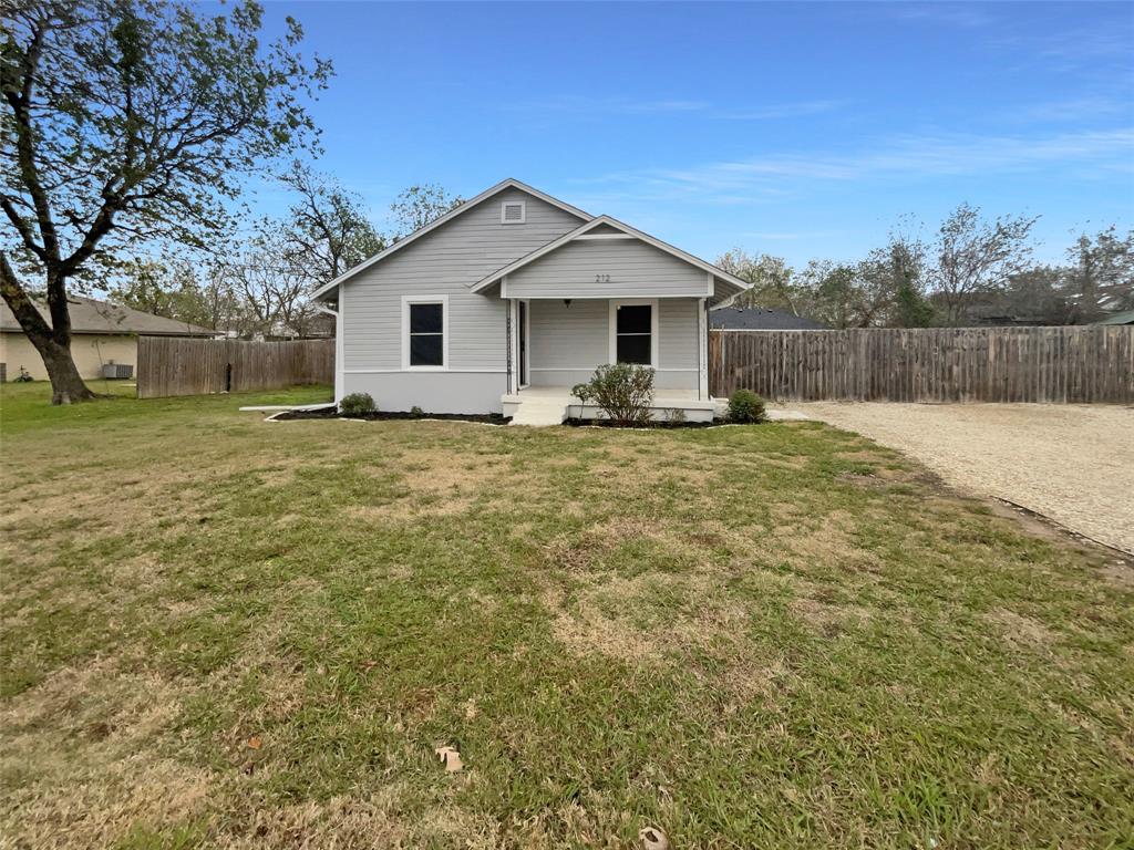 212 North 4th Street Sanger, TX 76266 - Photo 14 of 16