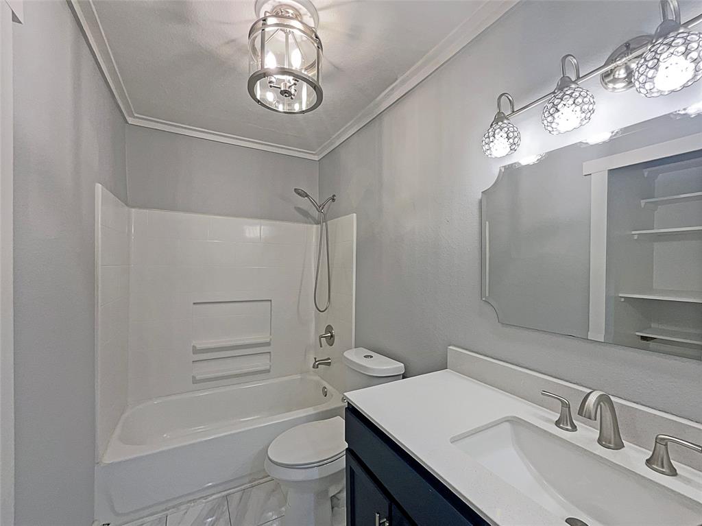 212 North 4th Street Sanger, TX 76266 - Photo 6 of 16